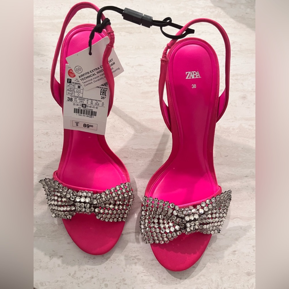 Never worn. Zara cute bow tie heels. Size 7